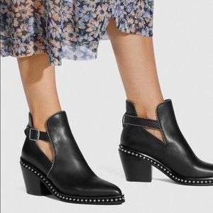 Coach Pipa boots booties in black leather